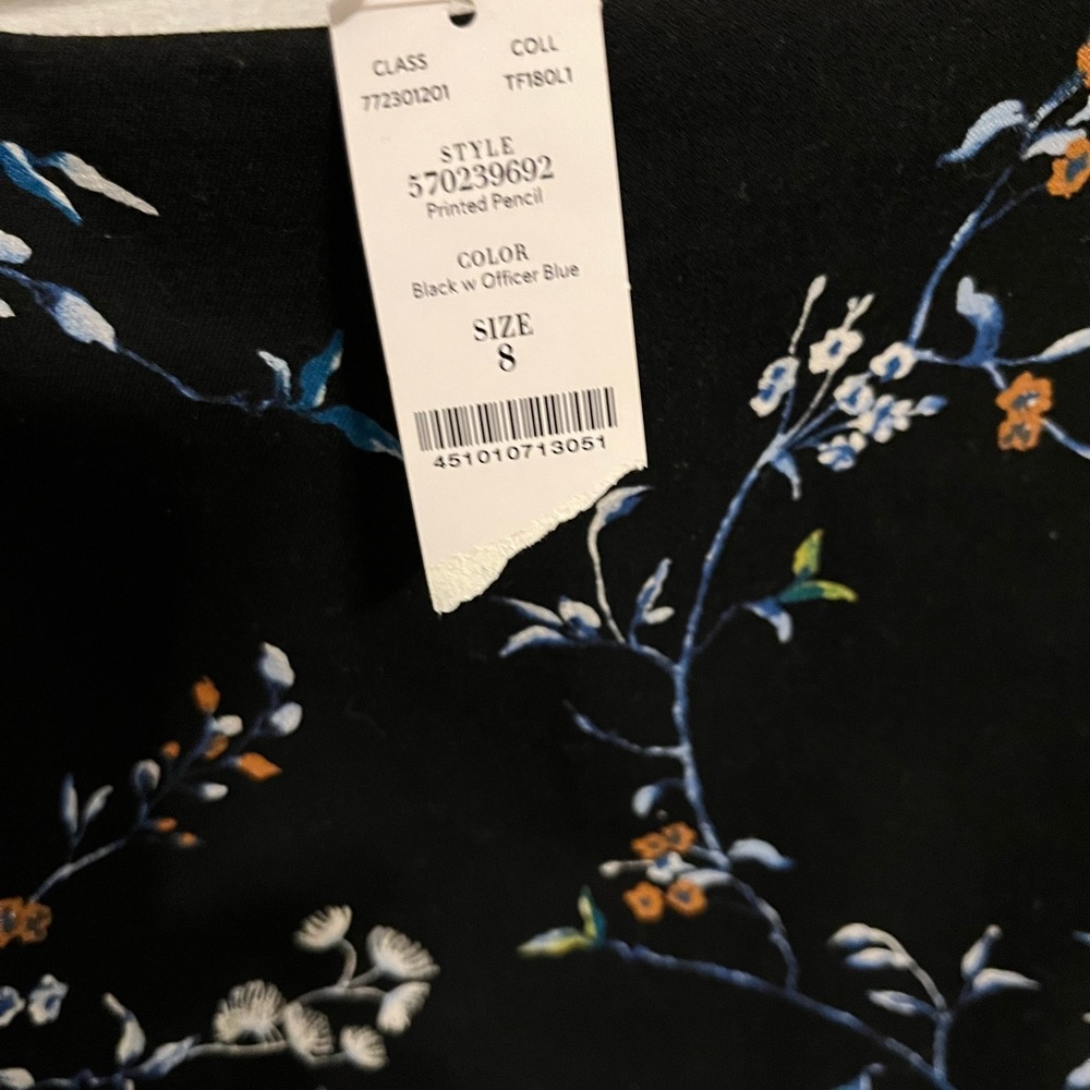 NWT White House Black market pencil skirt size 8 - Picture 3 of 7